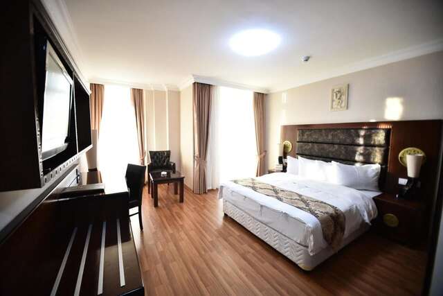 Отель Era Palace Hotel Батуми-10